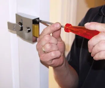Super Locksmith Services Herndon, VA 703-570-4160 - 29-1