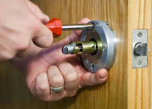 Super Locksmith Services Herndon, VA 703-570-4160 - 29-13