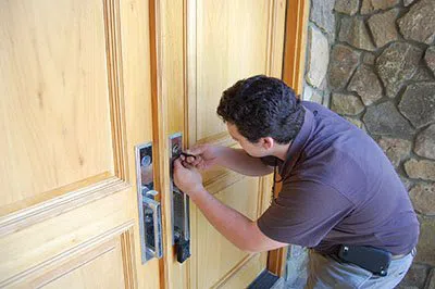 Super Locksmith Services Herndon, VA 703-570-4160 - 29-16