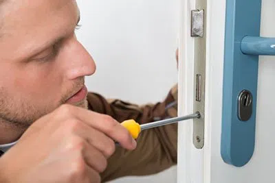 Super Locksmith Services Herndon, VA 703-570-4160 Super Locksmith Services Herndon, VA 703-570-4160 - 29-3